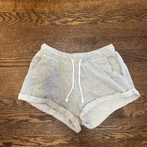 Grey comfy shorts